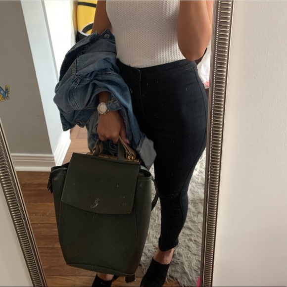Vegan leather green backup & convertible purse - Picture 1 of 7